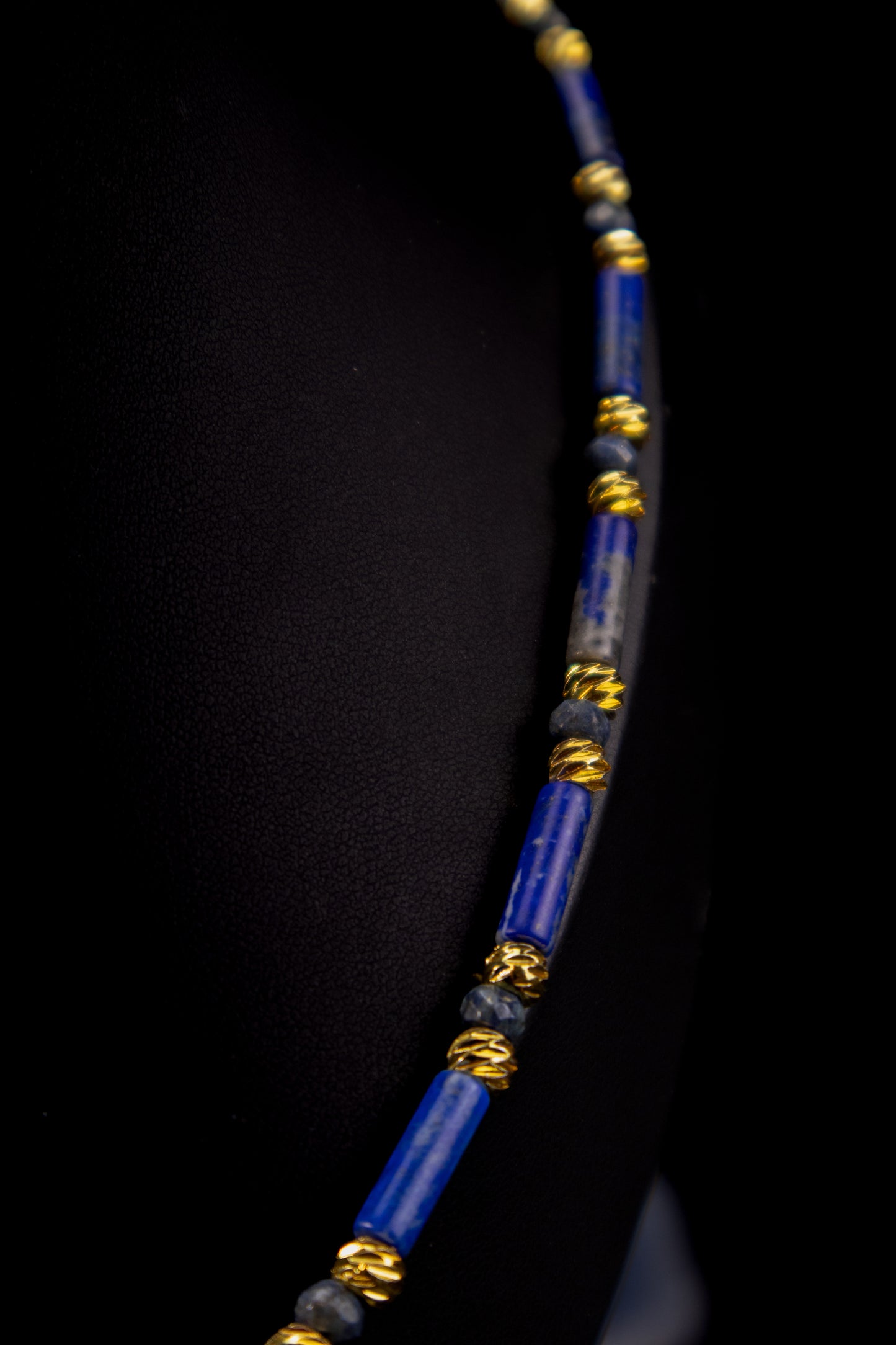 Collar lápiz lazuli