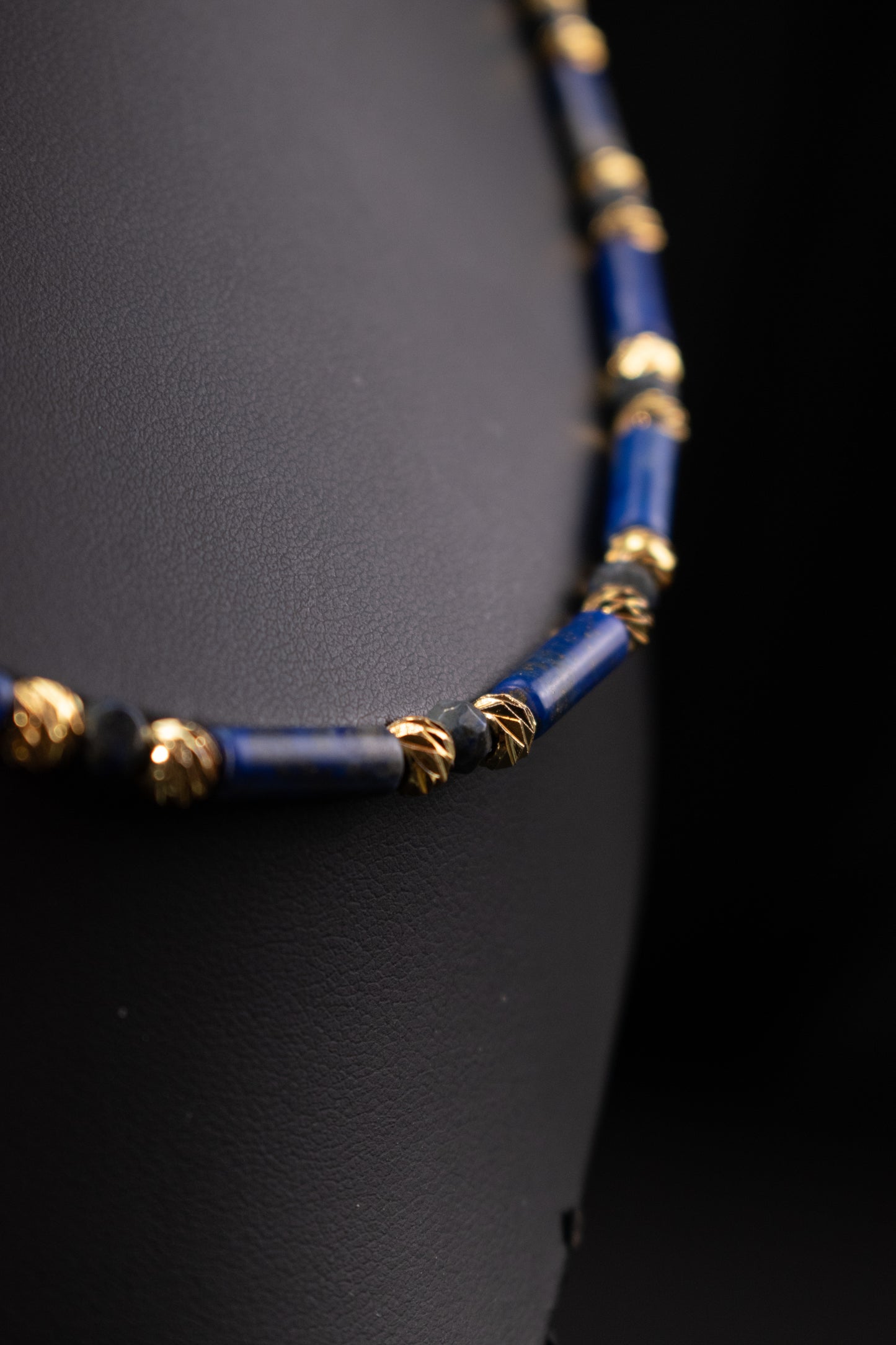 Collar lápiz lazuli